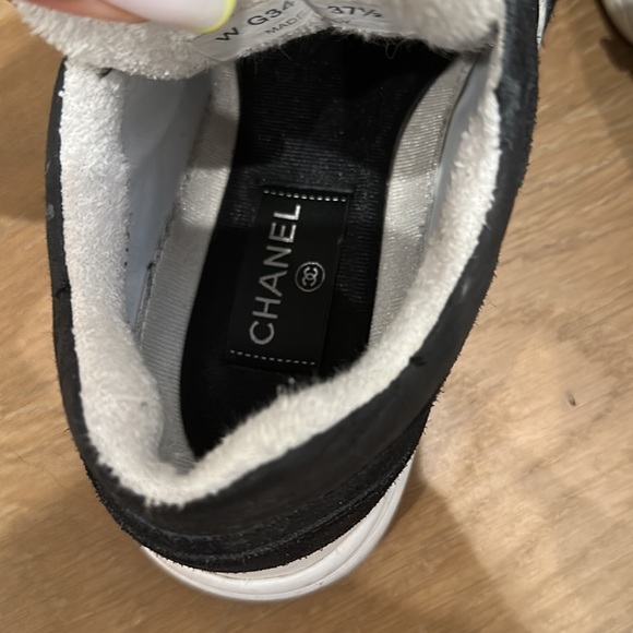 Chanel womens trainer sneakers in black and white size 37.5 - Picture 9 of 12